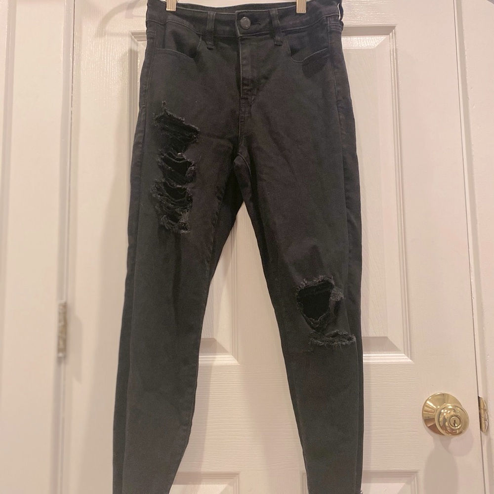 Women’s Black Ripped American Eagle Jeans